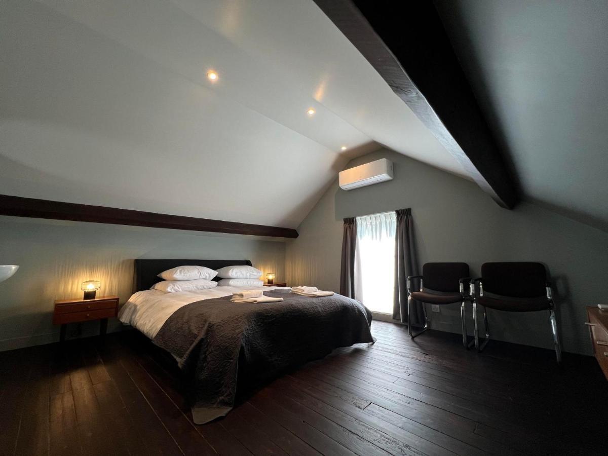 Le Petit Chateau Baye  Екстериор снимка